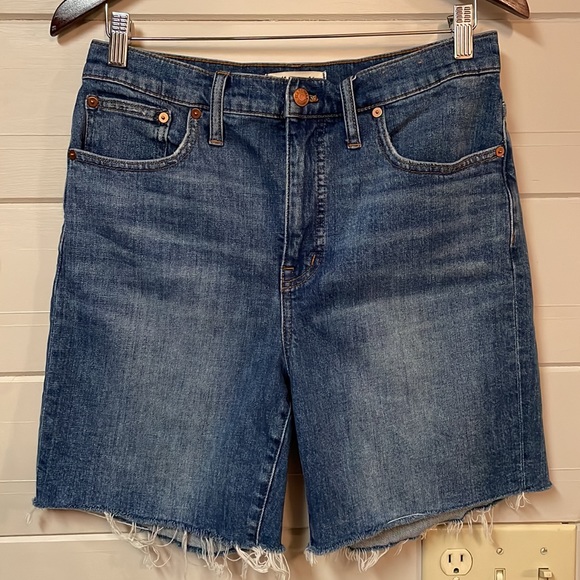 Madewell High Rise Mid Length Denim Shorts Size 29. - Picture 3 of 8
